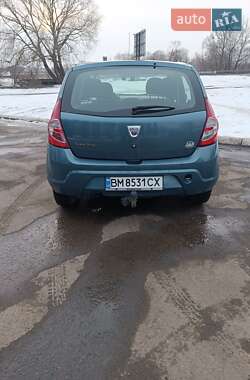 Хетчбек Dacia Sandero 2011 в Сумах