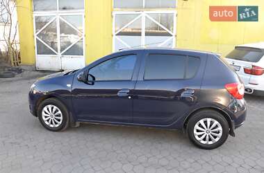 Хетчбек Dacia Sandero 2013 в Львові