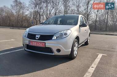 Хетчбек Dacia Sandero 2009 в Конотопі