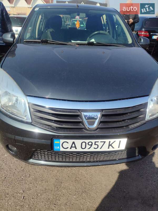 Хэтчбек Dacia Sandero 2012 в Черкассах