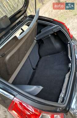 Хэтчбек Dacia Sandero 2011 в 