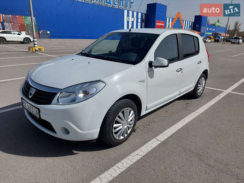 Dacia Sandero 2010