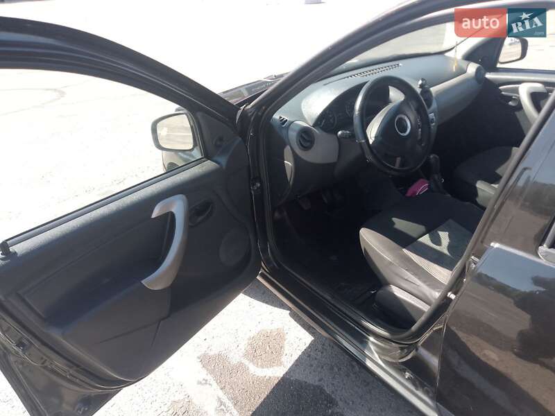 Хэтчбек Dacia Sandero 2009 в Остроге фото 10 Хэтчбек Dacia Sandero 2009 в Остроге