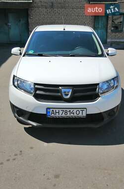 Хэтчбек Dacia Sandero 2012 в Доброполье