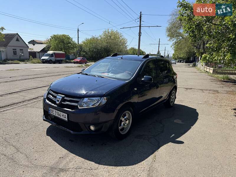 Dacia Sandero 2015