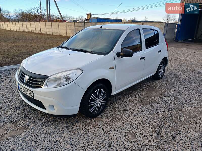 Dacia Sandero 2009