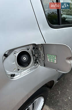 Хэтчбек Dacia Sandero 2009 в 