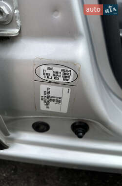 Хэтчбек Dacia Sandero 2009 в 