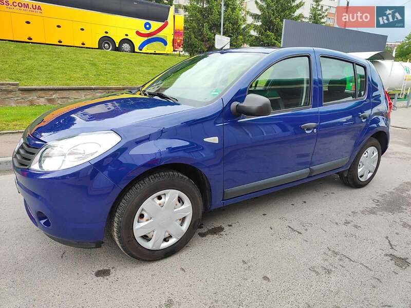 Dacia Sandero 2009