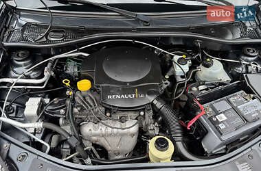 Хетчбек Dacia Sandero 2009 в 