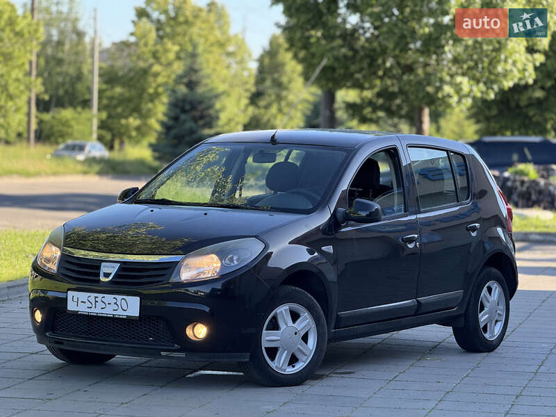 Dacia Sandero 2010