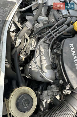 Хетчбек Dacia Sandero 2009 в 