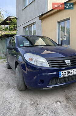 Хетчбек Dacia Sandero 2009 в Харкові