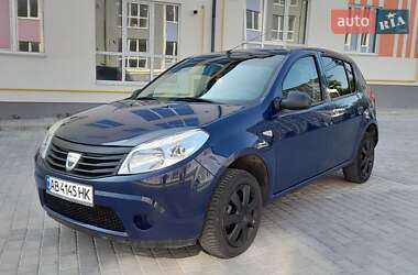 Хетчбек Dacia Sandero 2008 в Вінниці