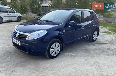 Хэтчбек Dacia Sandero 2009 в Тернополе
