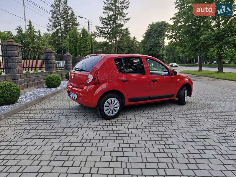 Хэтчбек Dacia Sandero 2008 в Ровно фото 6 Хэтчбек Dacia Sandero 2008 в Ровно