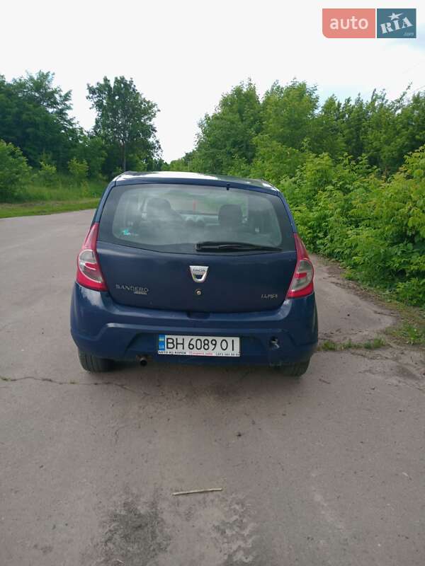 Хетчбек Dacia Sandero 2009 в Талалаївці