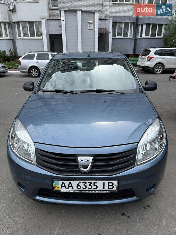 Dacia Sandero 2008