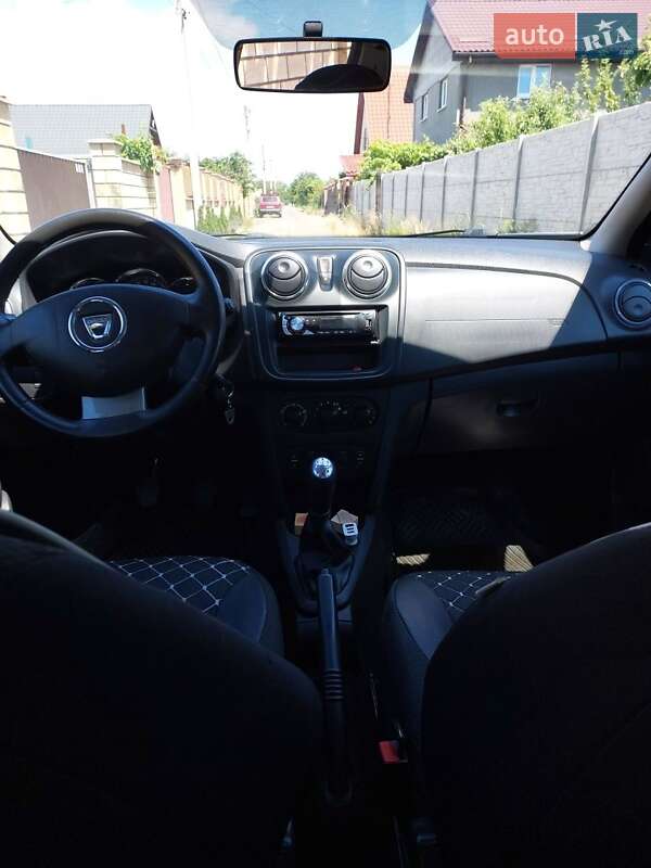 Хетчбек Dacia Sandero 2013 в Чорноморську