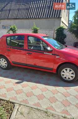 Хетчбек Dacia Sandero 2009 в Миколаєві