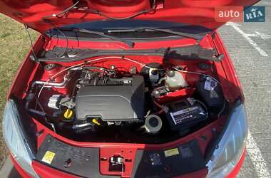 Хэтчбек Dacia Sandero 2009 в 