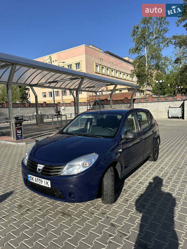 Dacia Sandero 2009
