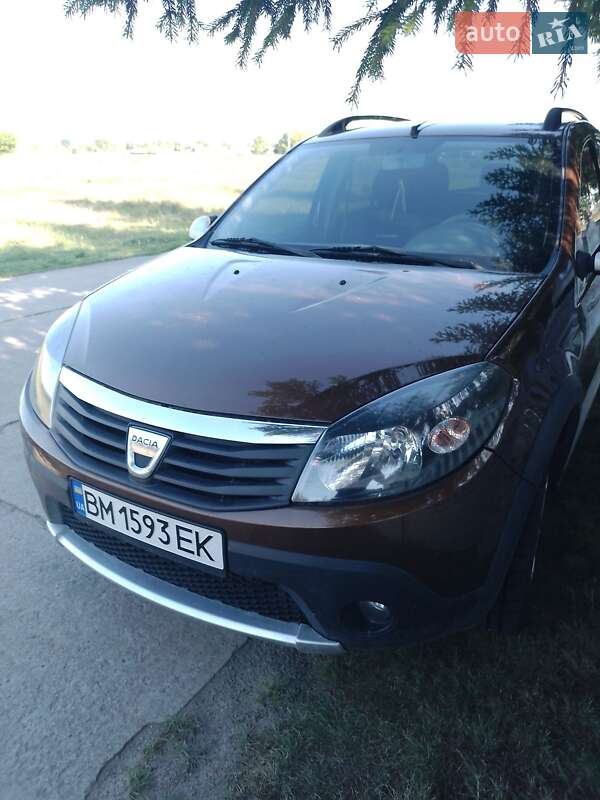 Dacia Sandero 2012