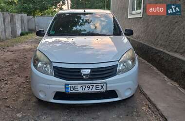 Хетчбек Dacia Sandero 2009 в Новому Бузі