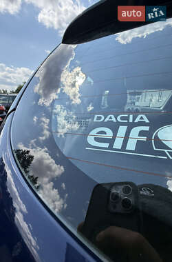 Хэтчбек Dacia Sandero 2015 в 