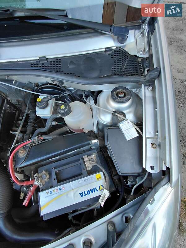 Хетчбек Dacia Sandero 2008 в Охтирці
