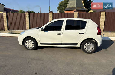 Хэтчбек Dacia Sandero 2012 в Христиновке