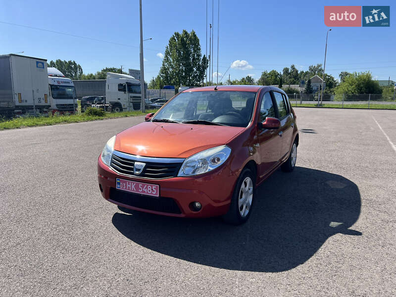 Dacia Sandero 2008