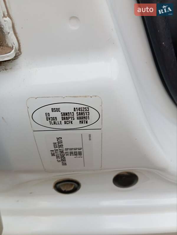 Хэтчбек Dacia Sandero 2009 в Бершади