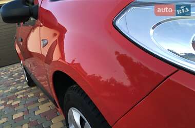 Хетчбек Dacia Sandero 2009 в 