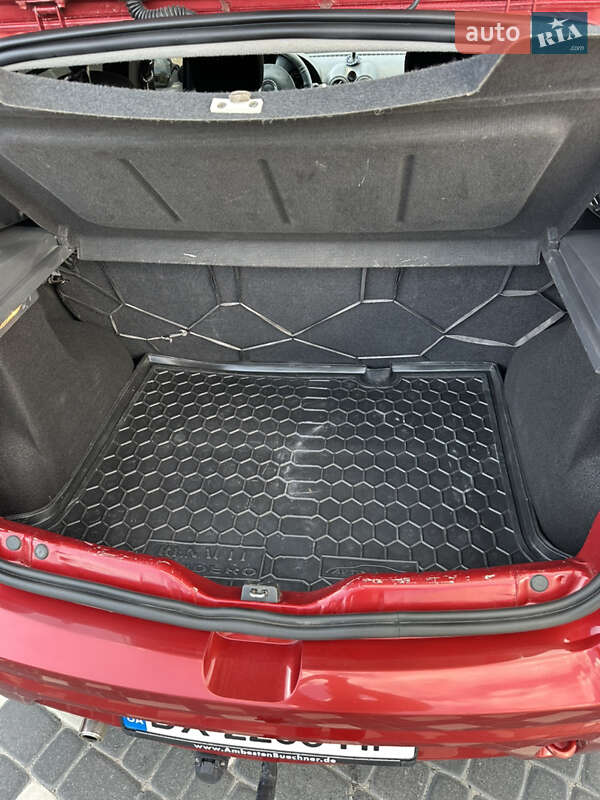 Хэтчбек Dacia Sandero 2009 в Хмельницком