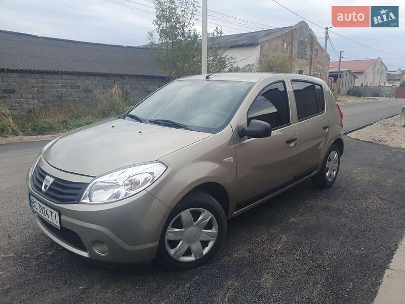 Dacia Sandero 2009