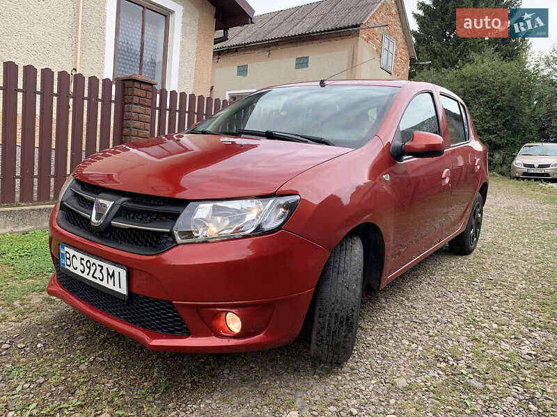 Dacia Sandero 2013