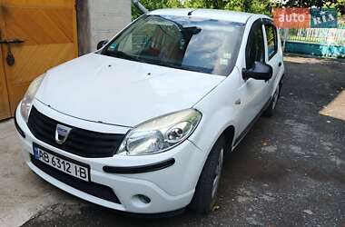 Хетчбек Dacia Sandero 2009 в Немирові