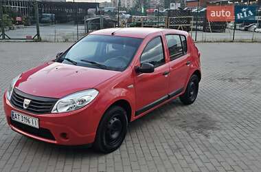 Хэтчбек Dacia Sandero 2009 в Сумах