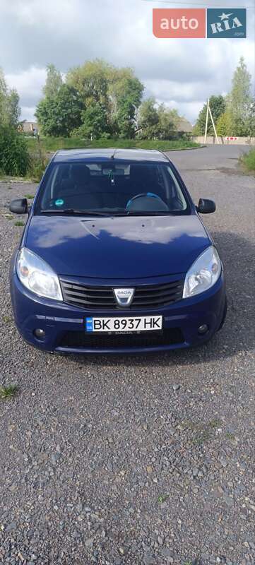 Dacia Sandero 2009