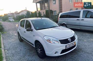Хэтчбек Dacia Sandero 2009 в Броварах