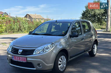 Хетчбек Dacia Sandero 2009 в Вінниці