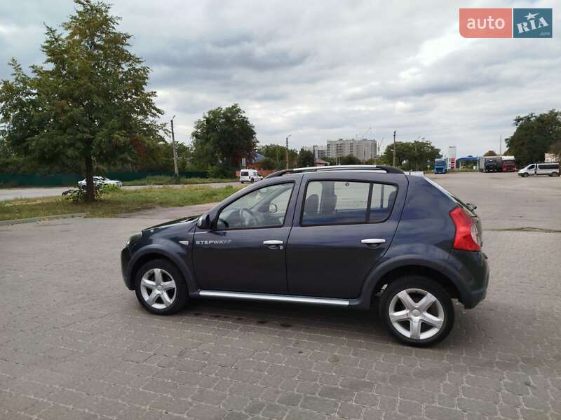 Dacia Sandero 2010