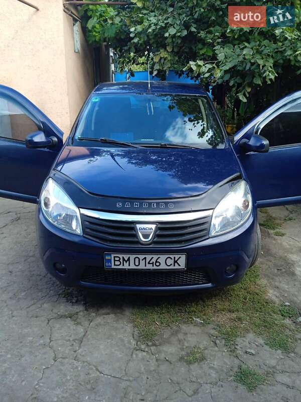 Хэтчбек Dacia Sandero 2009 в Сумах