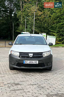 Хэтчбек Dacia Sandero 2015 в 