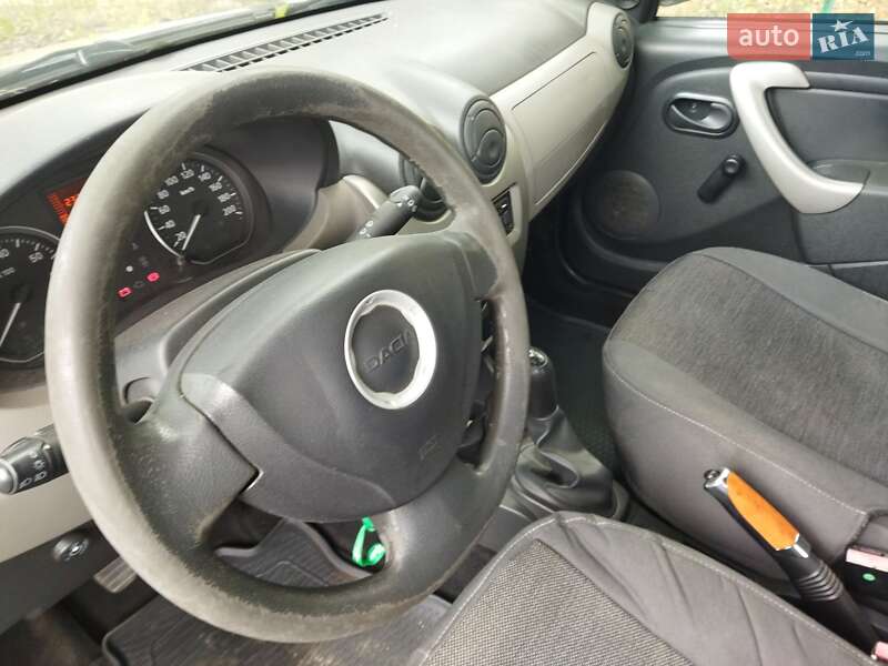 Хэтчбек Dacia Sandero 2009 в Ивано-Франковске
