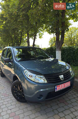 Хетчбек Dacia Sandero 2009 в Луцьку