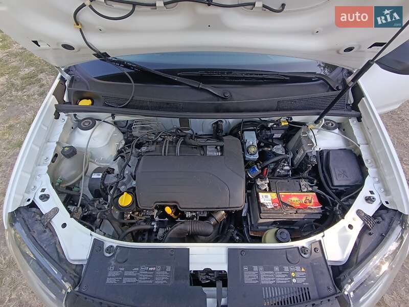 Хетчбек Dacia Sandero 2013 в Верхньодніпровську