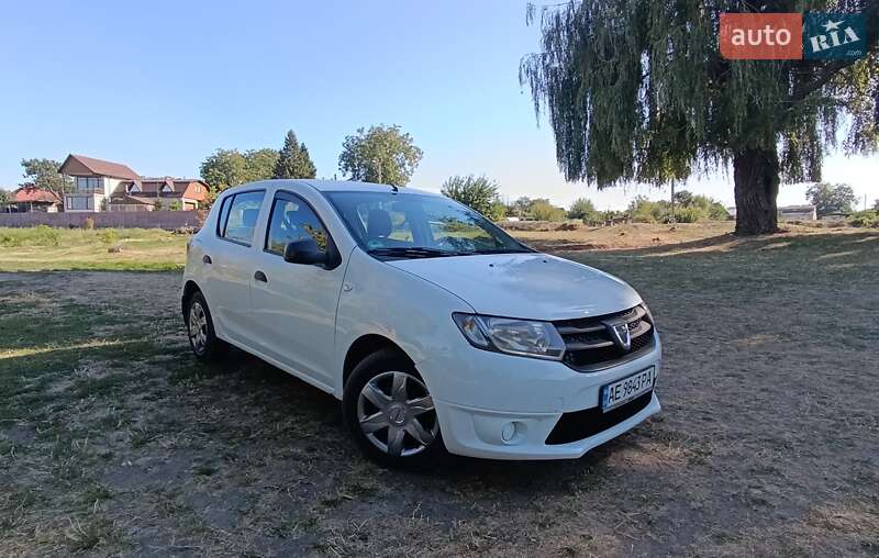 Dacia Sandero 2013