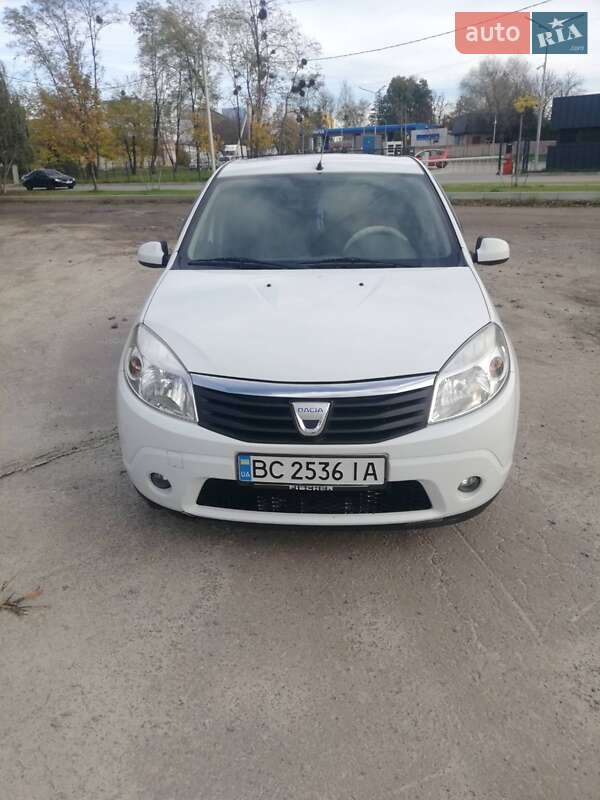 Dacia Sandero 2009